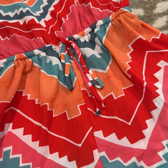 Eight sixty Colorful Zigzag Patterned Swim Cover Up Romper. Size S - Picture 3 of 7